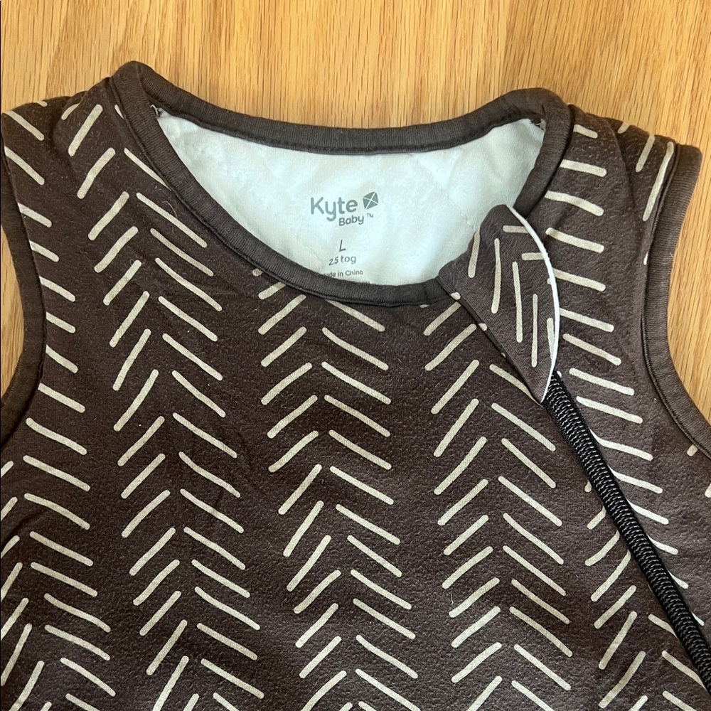 Kyte BABY Chocolate Sleep Sack with Chevron Design